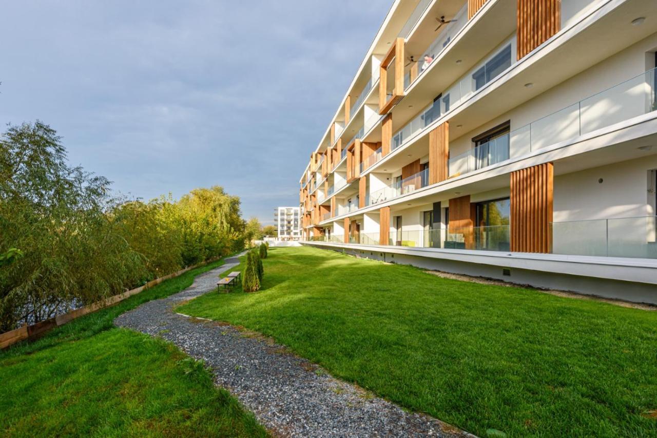 Il Lago - Azur - Cozy Luxurious Smart Home By The Lake Voluntari Exterior foto